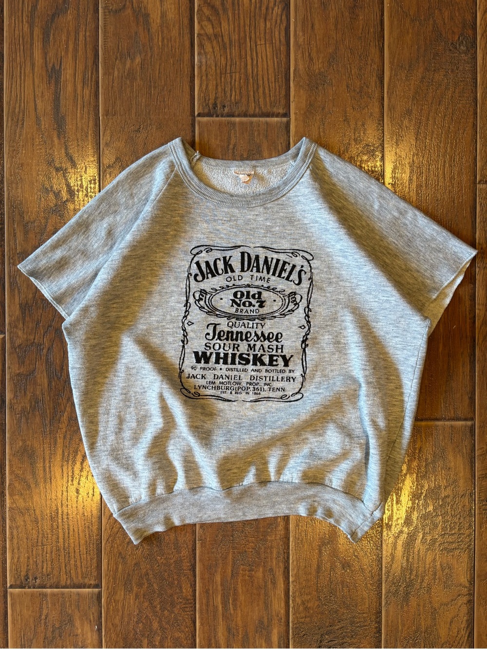 Vintage 1987 Jack Daniels Whiskey Cut-Off Crewneck T-Shirt